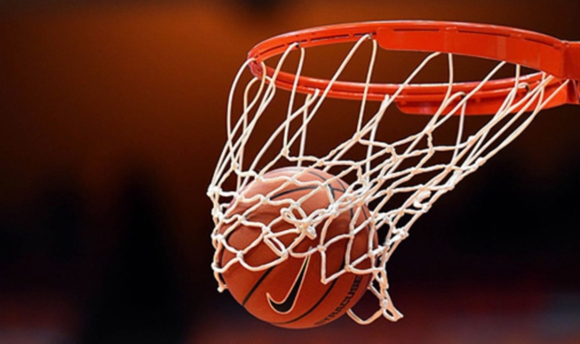 Basket, Varese aspetta Pistoia