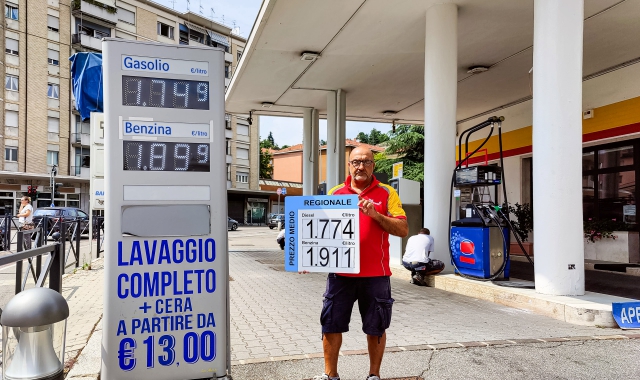 Federica Biassoni, Manuela Bini, Silvestro Pascarella, Emilio Patella, Stefania Filetti e Marco Bragazzi al convegno di ieri a Ville Ponti