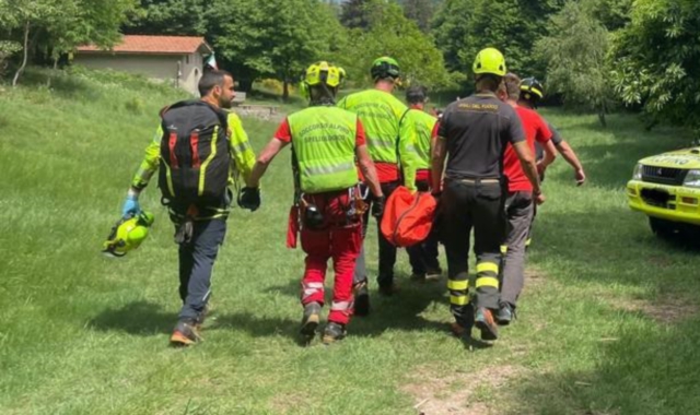 Nelle ricerche è impegnato anche il Soccorso alpino (foto Archivio)