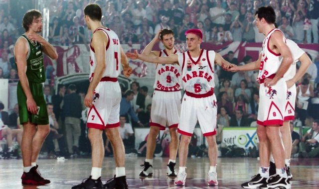 Basket, tornano i Roosters Varese
