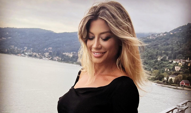 Maddalena Corvaglia è per qualche giorno di vacanza a Baveno