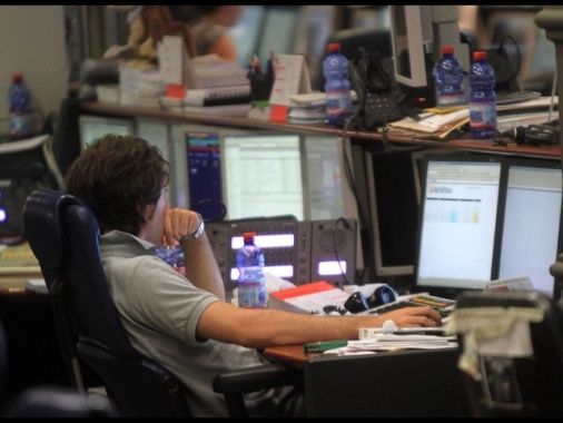Borsa: Europa positiva, a Milano giù Stm per iPhone in Cina