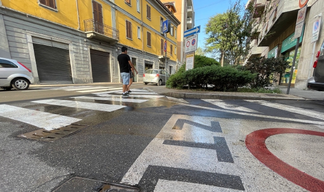 Il luogo dell’accoltellamento di questa notte a Saronno (foto Ghiotto - Blitz)