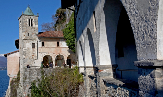 Leggiuno, eremo di Santa Caterina (foto Archivio)
