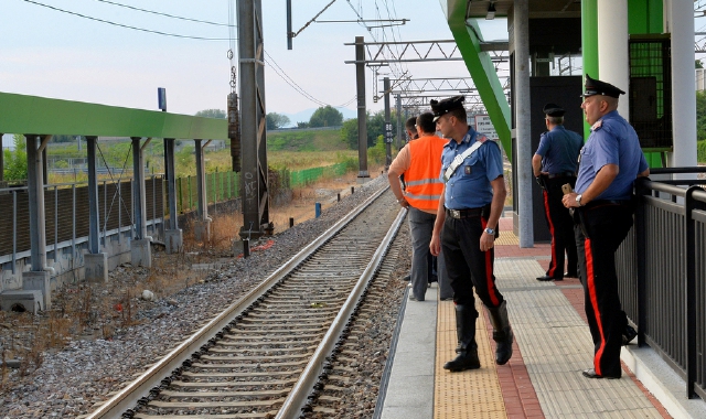 Colpo di pistola in stazione: terrore a Saronno