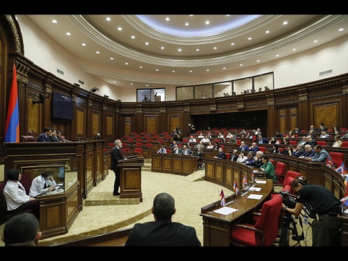 Armenia: il parlamento ratifica l'adesione alla Cpi