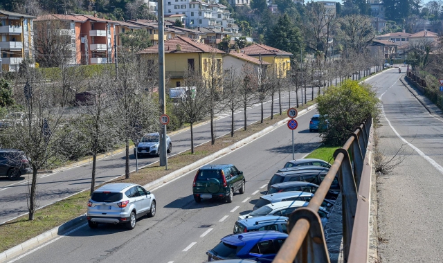 Varese, viale Europa: le sanzioni rallentano