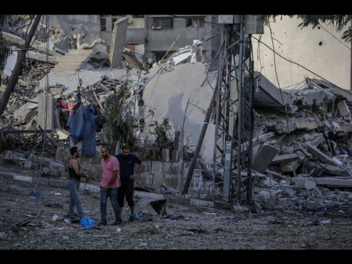 Ministero Sanità Hamas, i morti a Gaza sono 2.750
