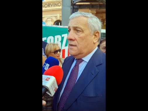 Tajani, 'nessuna minaccia a Italia ma massima prevenzione'