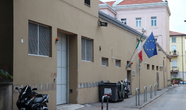 Il carcere di Gorizia dove è rinchiuso l’uomo (foto Redazione)