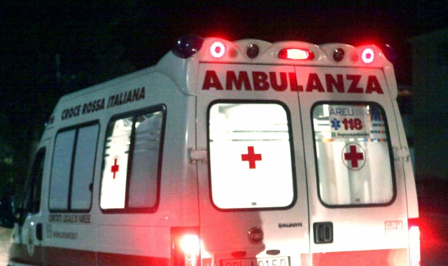 A8, schianto nella notte: tre feriti e tratto chiuso tra Castronno e Gazzada
