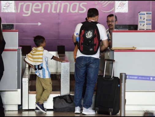 Allarme bomba all'aeroporto di Buenos Aires