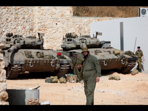 Israele, colpita struttura militare di Hezbollah in Libano
