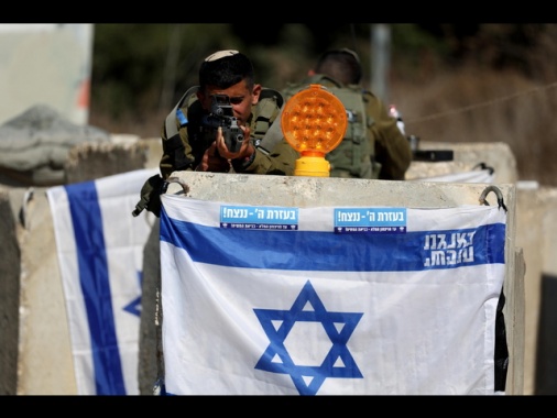 Israele, 'nessuna tregua durante negoziati su ostaggi'
