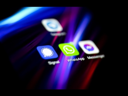 WhatsApp, Messenger e Telegram le chat più usate dagli italiani