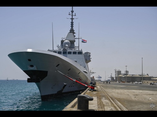 Macron, nave militare francese in appoggio aiuti Gaza