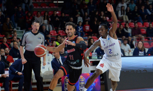 Basket, la peggior Varese affonda a Masnago