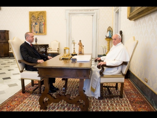 Telefonata tra il Papa e Erdogan, preoccupati per Gaza