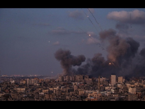 Israele, colpiti 150 obiettivi di Hamas a Gaza nord