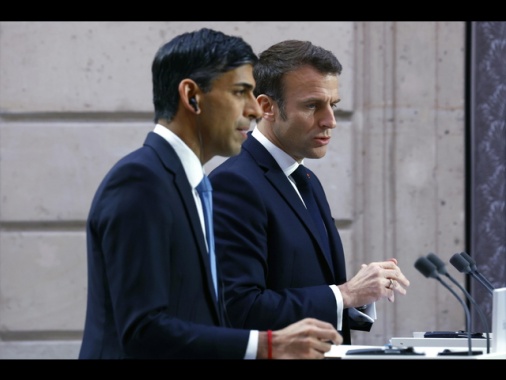 'Sunak e Macron ribadiscono necessità di aiuti umanitari a Gaza'