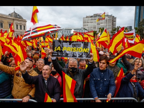 Vox in piazza contro amnistia a catalanisti, in 100mila a Madrid
