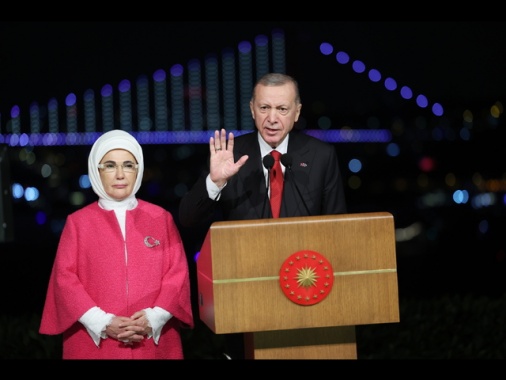Erdogan, 'Israele commette crimini davanti agli occhi del mondo'