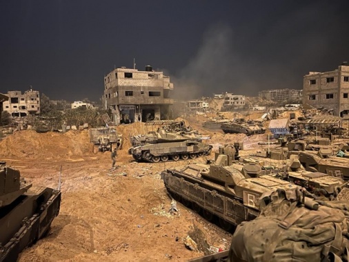 Testimoni, 'truppe israeliane a sud di Gaza city'
