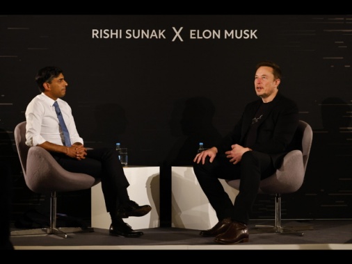 Musk a Sunak, con IA 'era di abbondanza' ma rischio robot killer