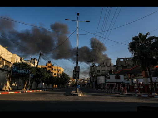 Hamas, 14 morti in raid israeliani contro gli sfollati