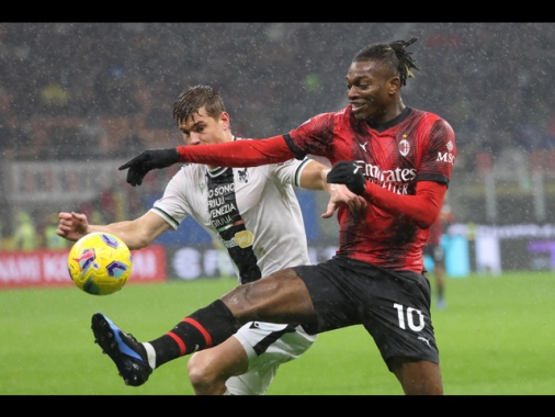 Milan perde in casa 0-1 con Udinese, tanti fischi a S. Siro