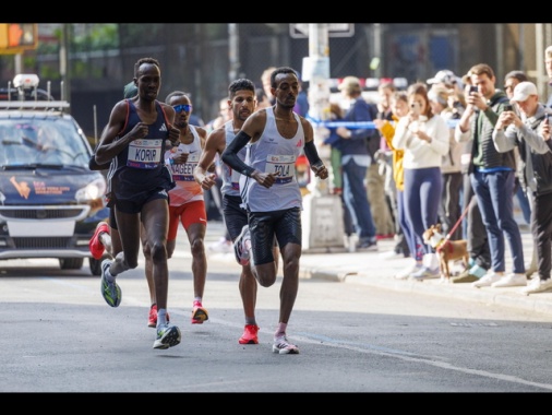 Atletica: L'etiope Tola vince la Maratona di New York
