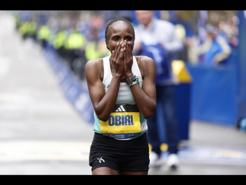 Atletica: keniana Obiri vince Maratona di New York donne