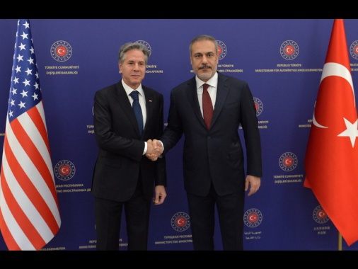 Blinken incontra il ministro degli Esteri turco ad Ankara
