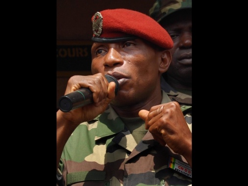 Guinea: commando libera ex dittatore Camara, almeno 9 morti