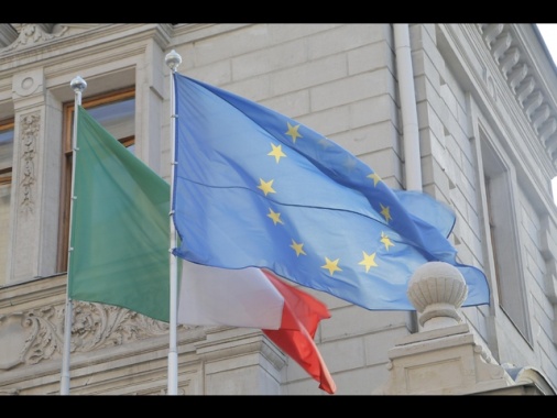 Fonti Ue,'fiduciosi che l'Italia stia facendo il meglio sul Mes'