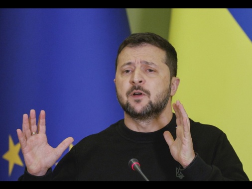 Ucraina, Zelensky: passi avanti sul fronte sud ed est