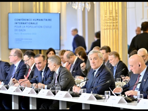 Tajani, 'imperativo proteggere civili rispettando diritto'