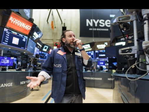 Wall Street apre in rialzo, Dj +0,14%, Nasdaq +0,26%
