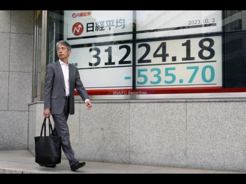 Borsa: Tokyo, apertura in ribasso (-0,28%)