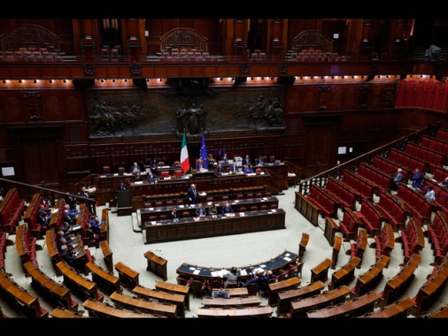 Giustizia: Md, dal governo un'aggressione ingiustificata