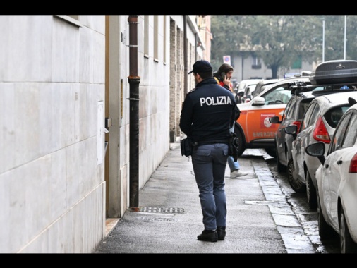 Commerciante ucciso a Firenze, fermate due persone