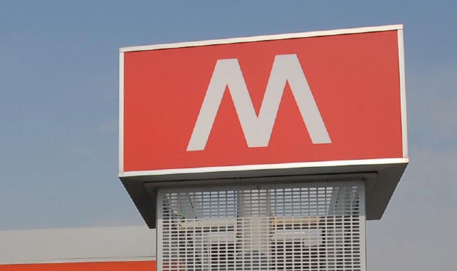 Turista borseggiato di 14mila euro in metro a Milano