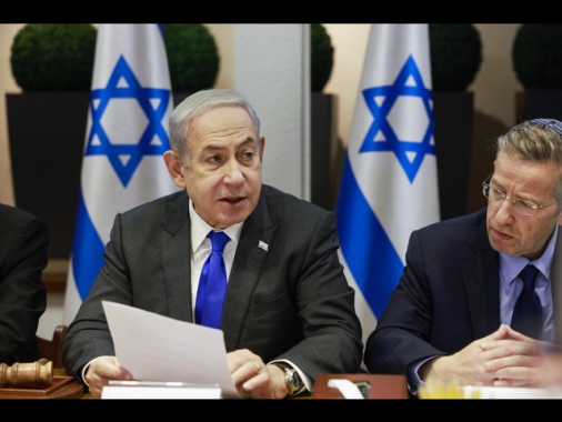 Netanyahu, 'da famiglie vittime mandato a continuare guerra'