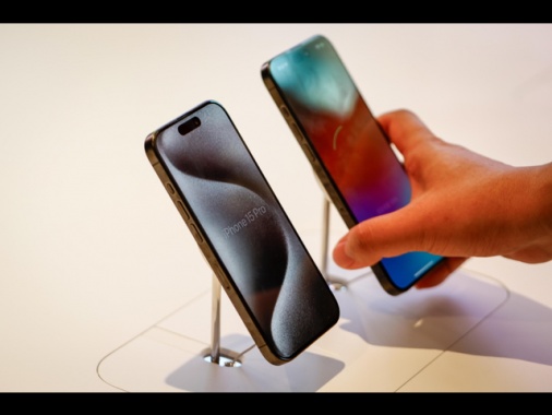 Apple cala ancora a Wall Street dopo downgrade Barclays, -0,43%