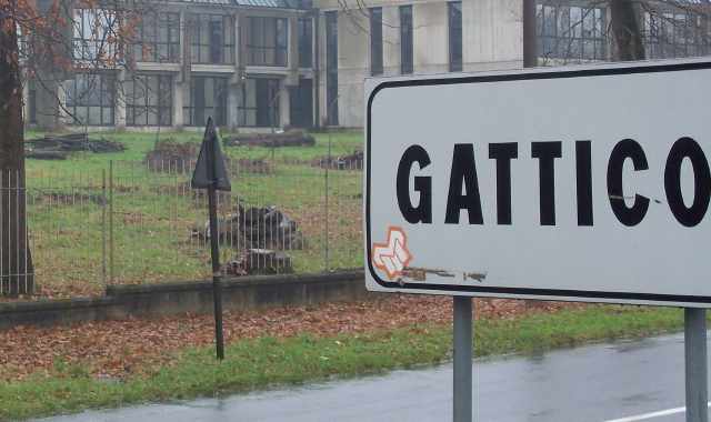 Ladri in azione, i residenti li mettono in fuga