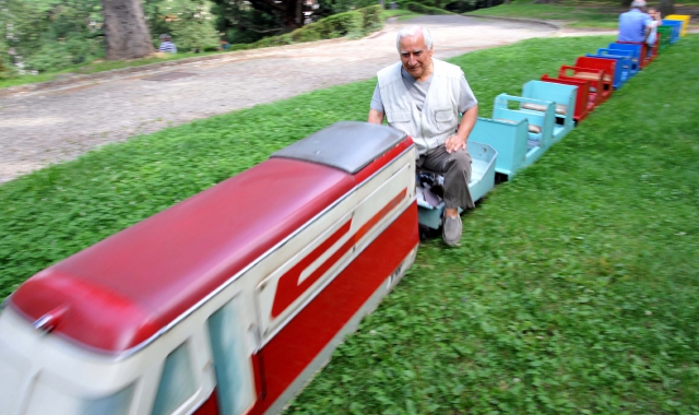 Varese, il trenino dei Giardini non si ferma