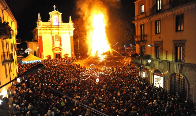Varese, Falò di Sant’Antonio: «Affetto e devozione». Ecco il programma