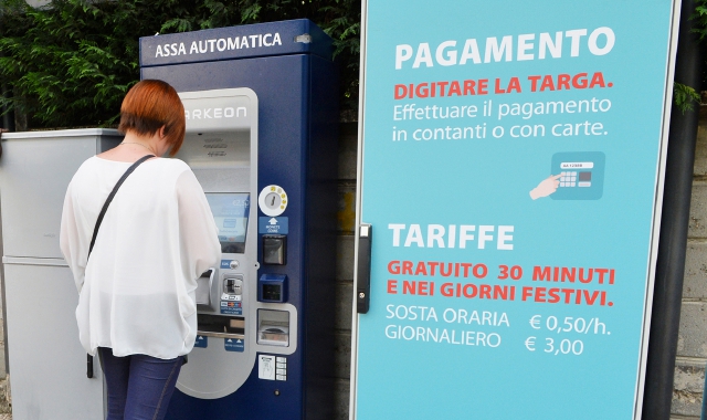 Casse automatiche nel mirino dei ladri a Saronno