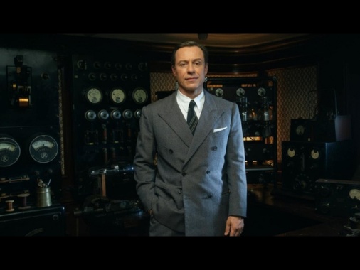 Accorsi è Guglielmo Marconi, una miniserie su Rai 1