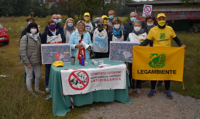 Una manifestazione contro la discarica